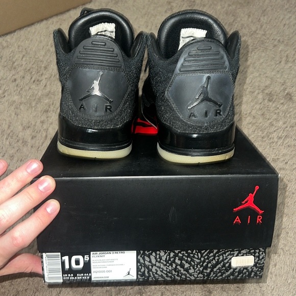 Air Jordan 3 Retro Flyknit ‘Black’ - Picture 2 of 5